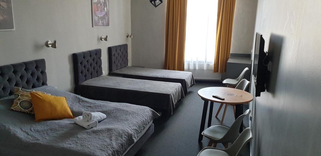 Superior Quadruple Room,1000929003:JPEG