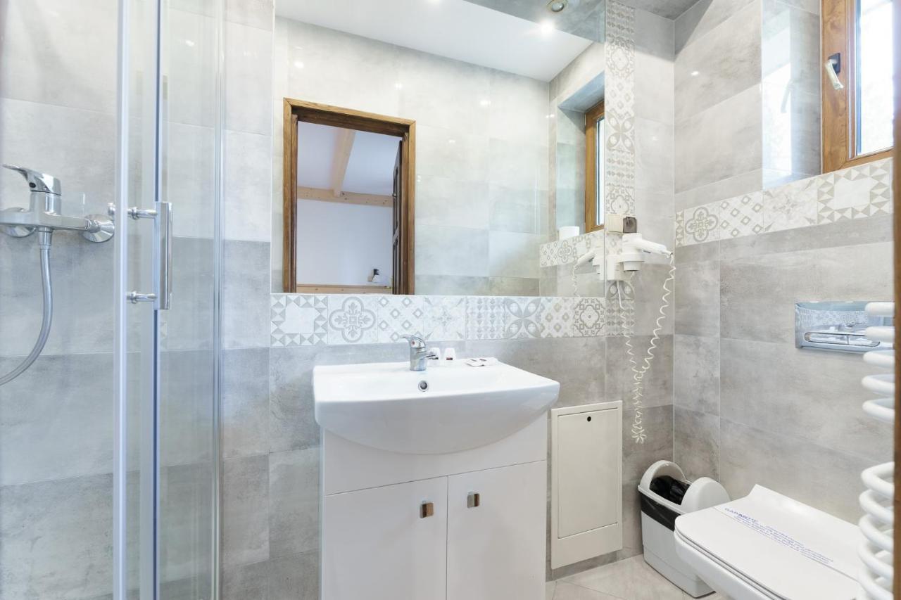 Double Room,1083387328:JPEG