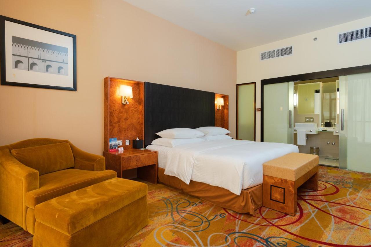 Executive Deluxe Suite complimentary shuttle to DXB Airport Terminal 1 & 3,1005015685:JPEG