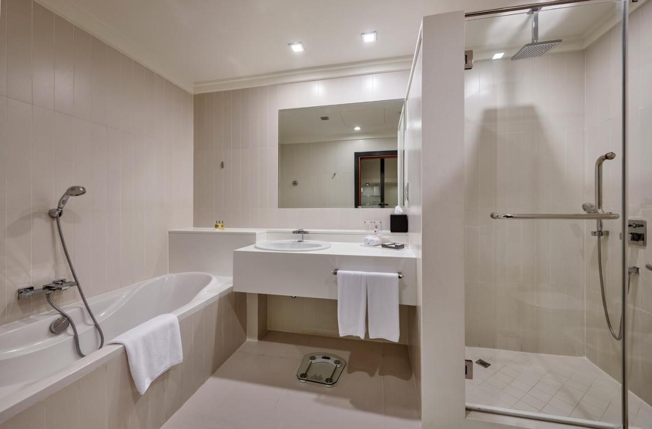 Pool View King Room complimentary shuttle to DXB Airport Terminal 1 & 3