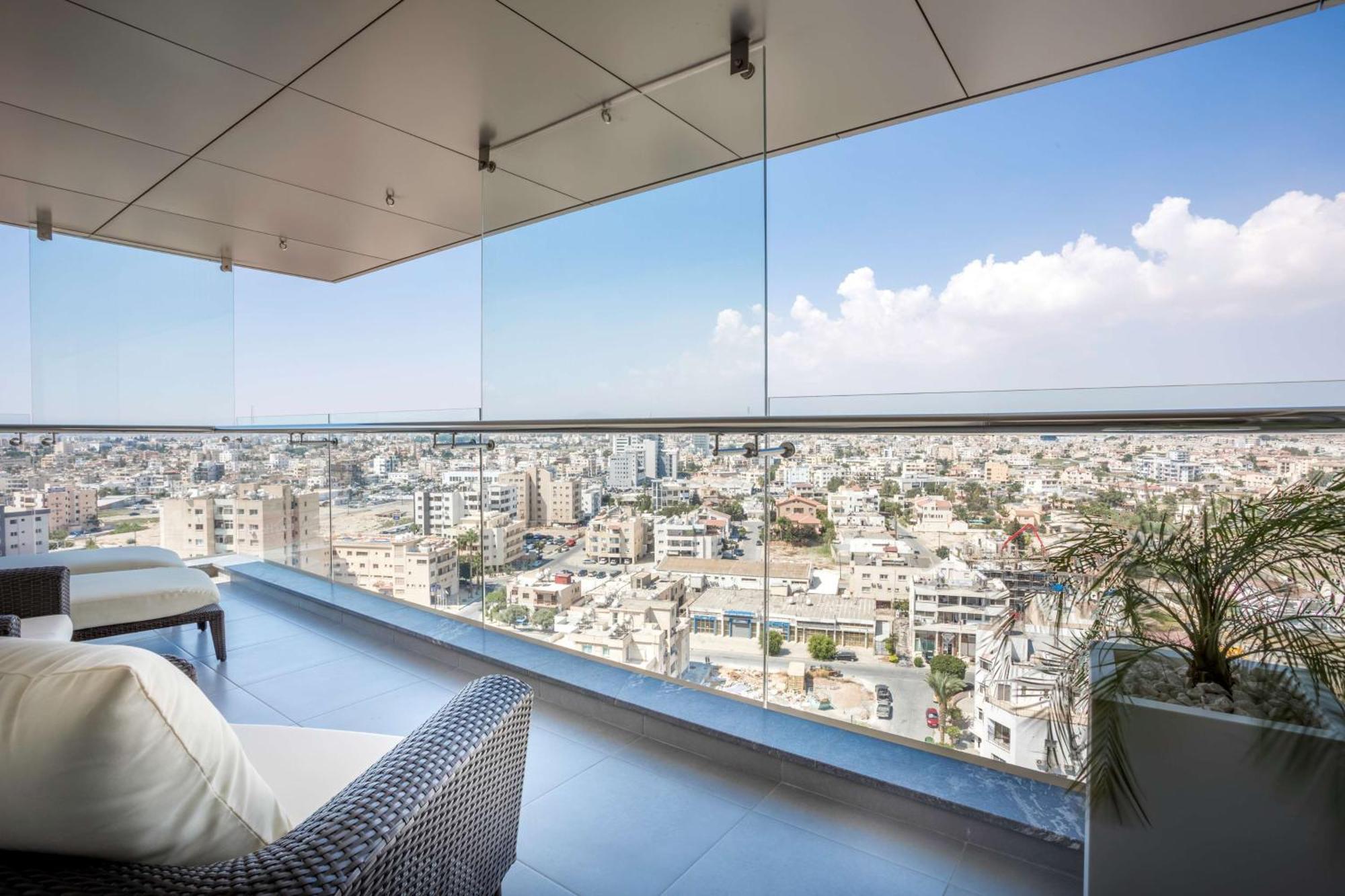 Suite Panoramic View