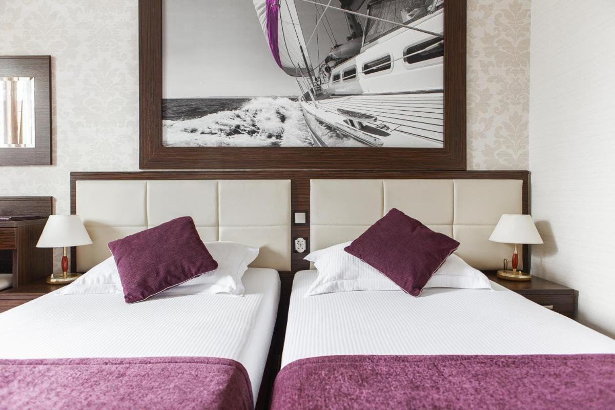 Premium Studio,1010774506:JPEG