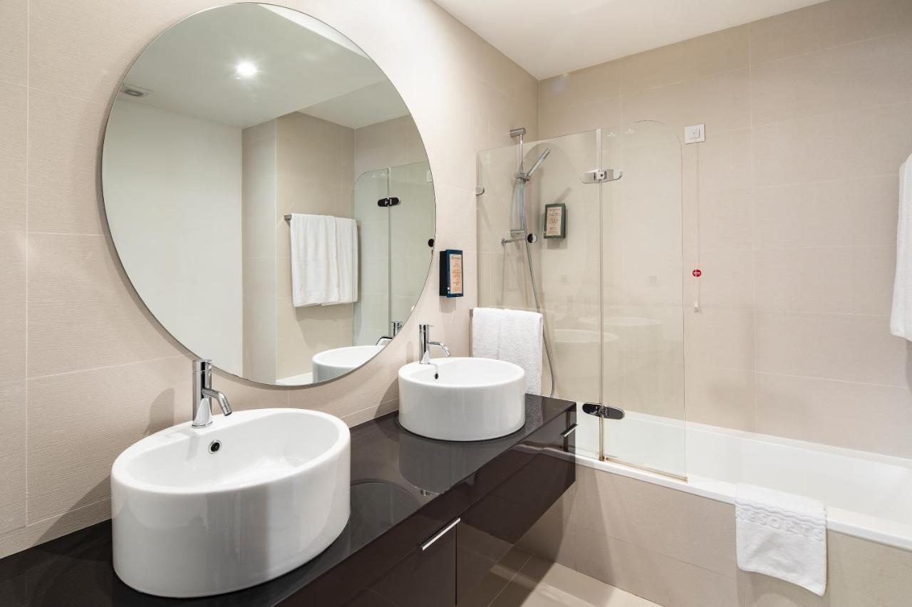 One-Bedroom Apartment Sea View