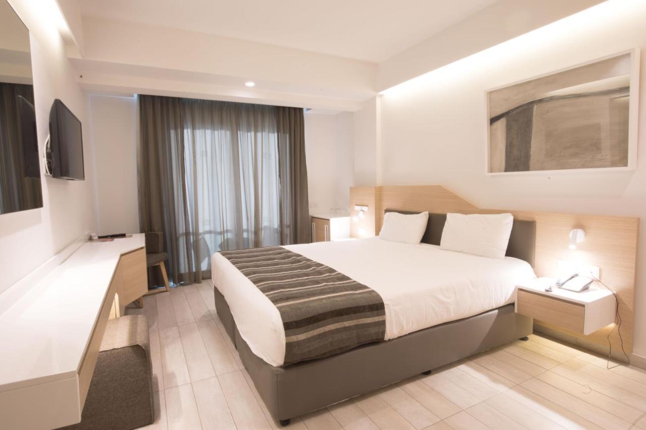 Double or Twin Room Mountain View