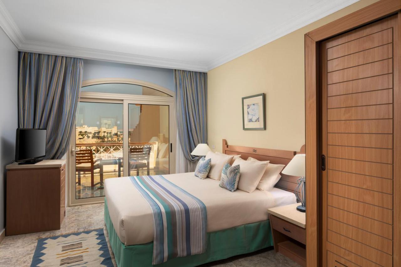 Superior Double or Twin Room Pool View,1277135179:JPEG