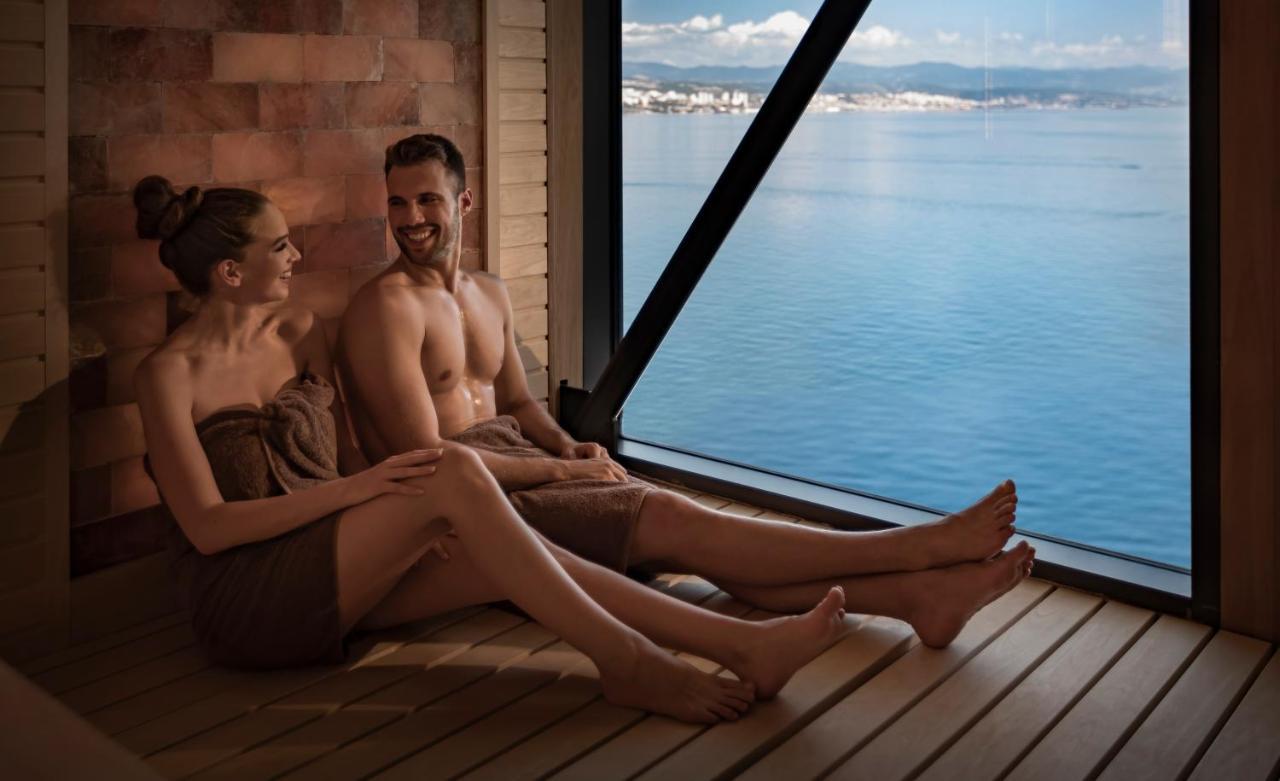 Premium Double or Twin Room Sea View Lux Experience
