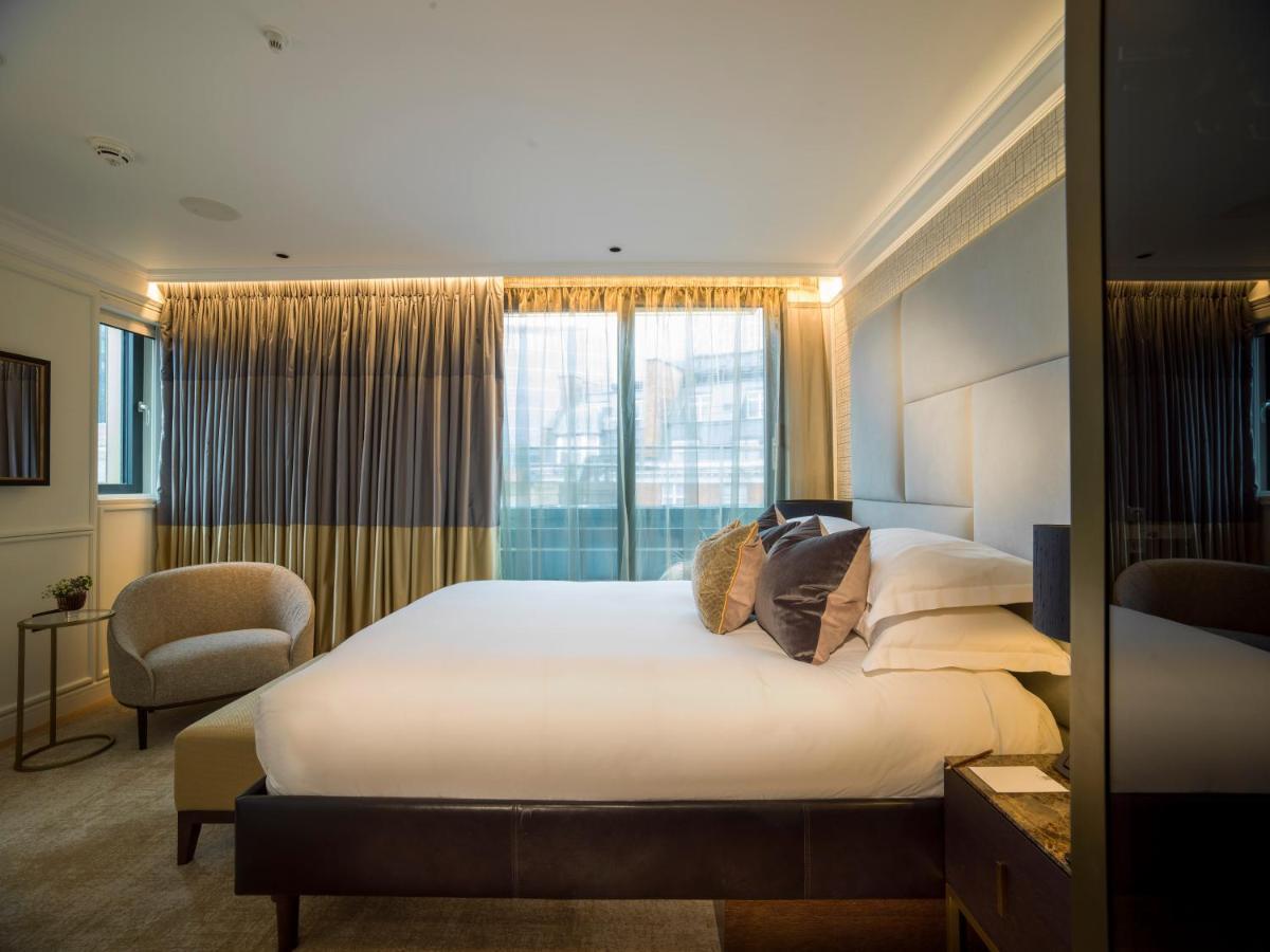 Apartament typu Astor Suite z 3 sypialniami