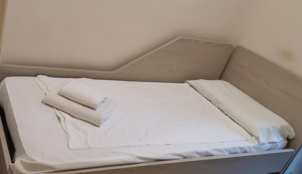 Single Room - Annex,1609321111:JPEG