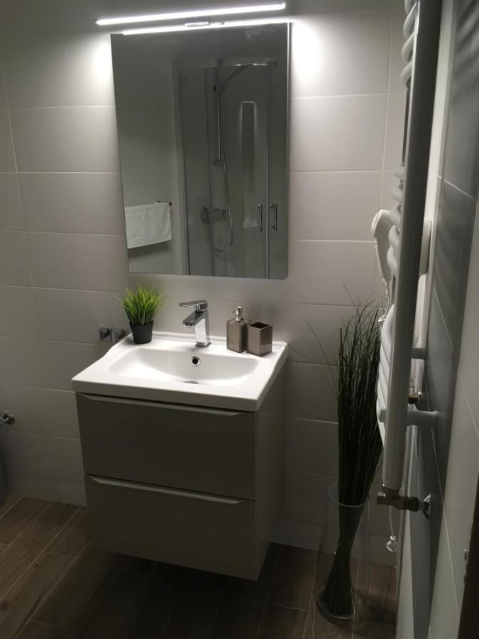 Deluxe Double Room with Extra Bed,1032522407:JPEG