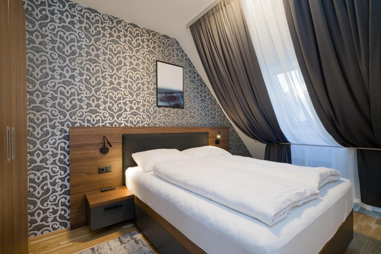 Apartament z 3 sypialniami i balkonem