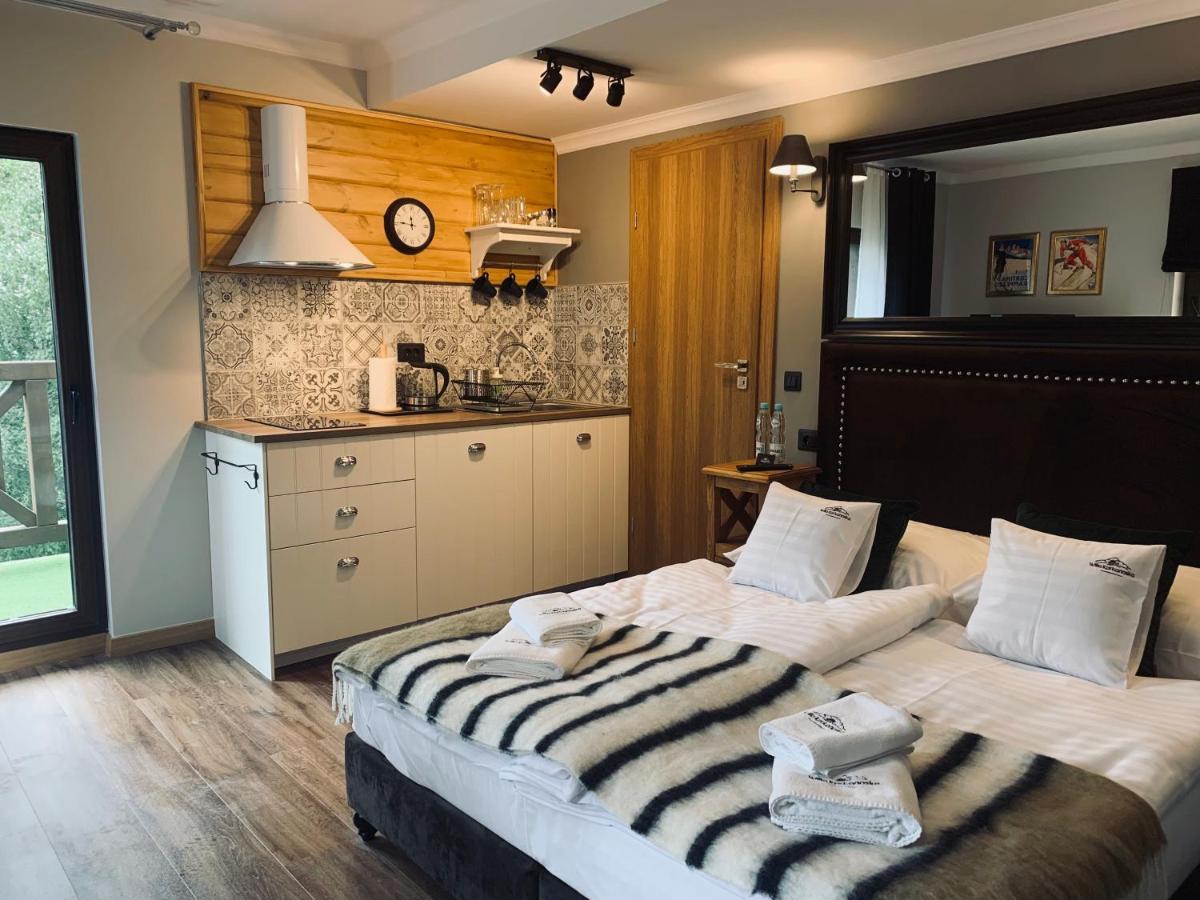 Double Room with Balcony,1033787297:JPEG