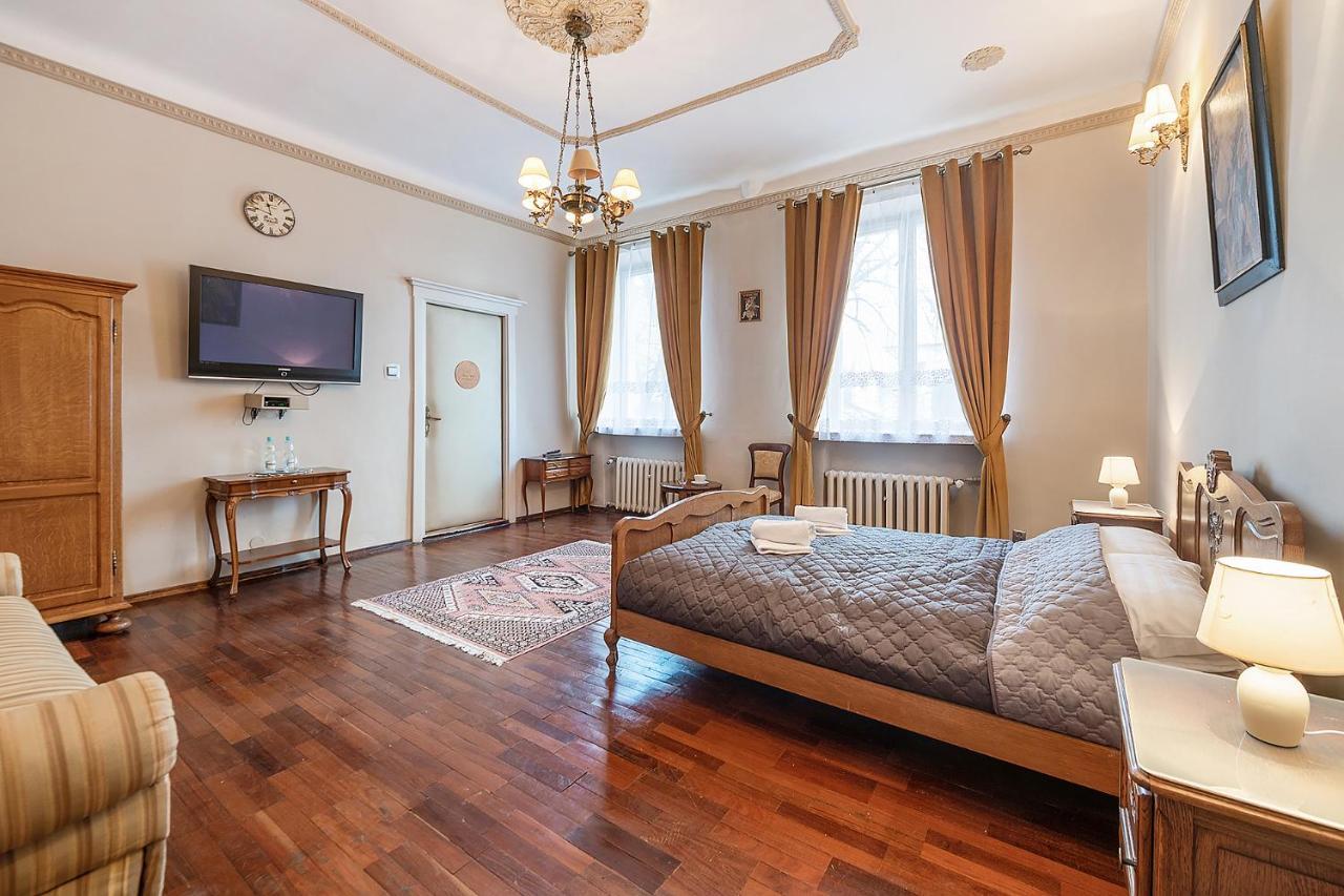 Duży pokój dwuosobowy