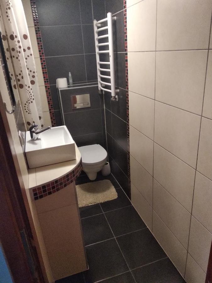 Pokój Dwuosobowy z dodatkowym łóżkiem