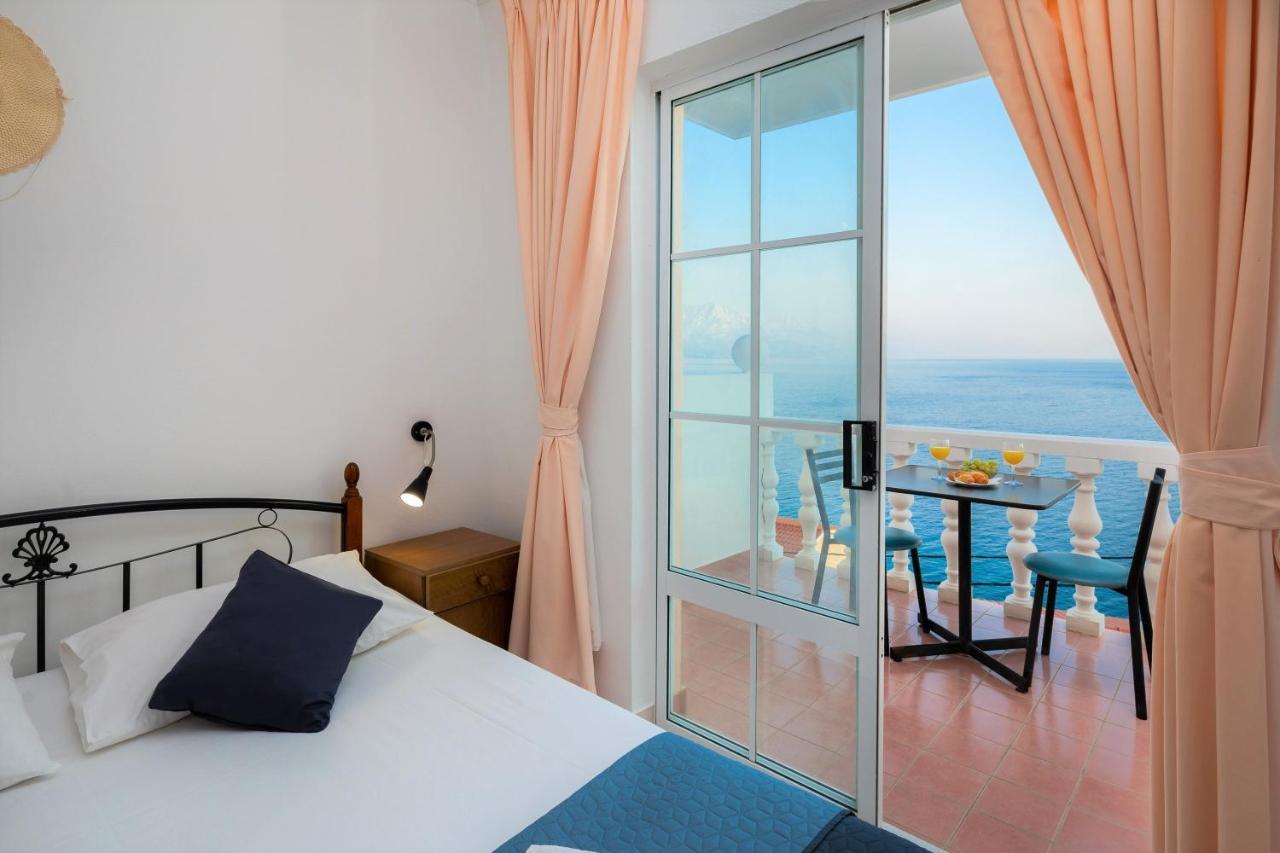 Deluxe Double Room Sea View