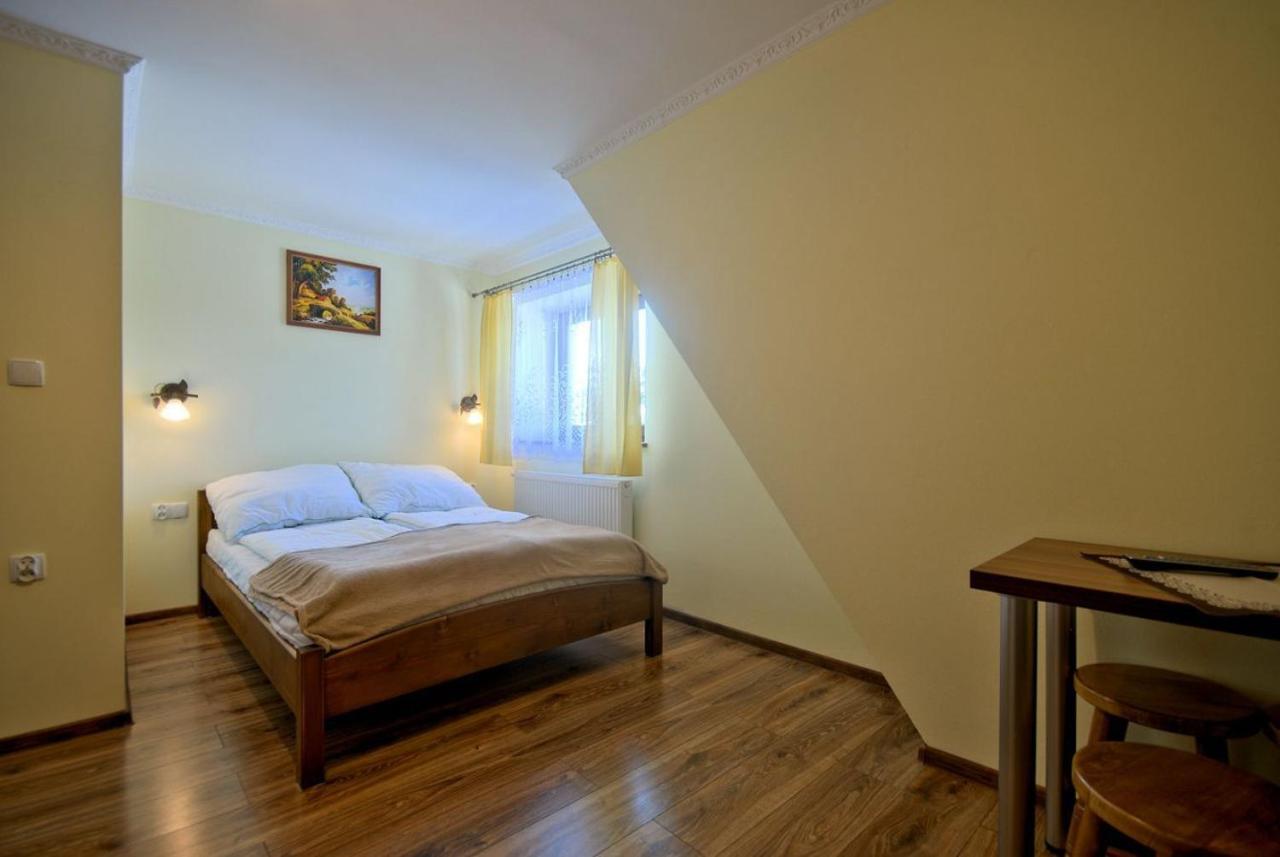 Double Room,1323190333:JPEG