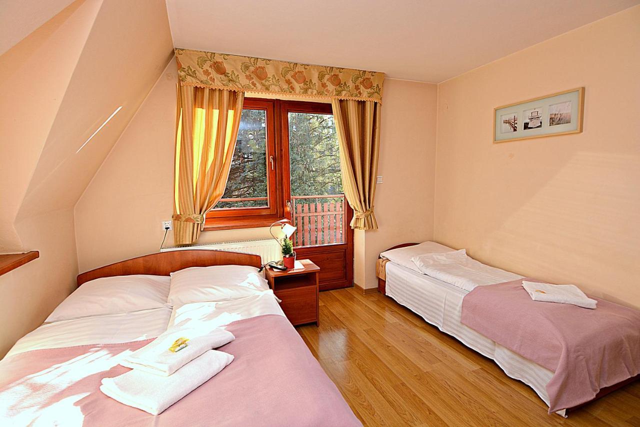 Triple Room with Mountain View,1057069003:JPEG