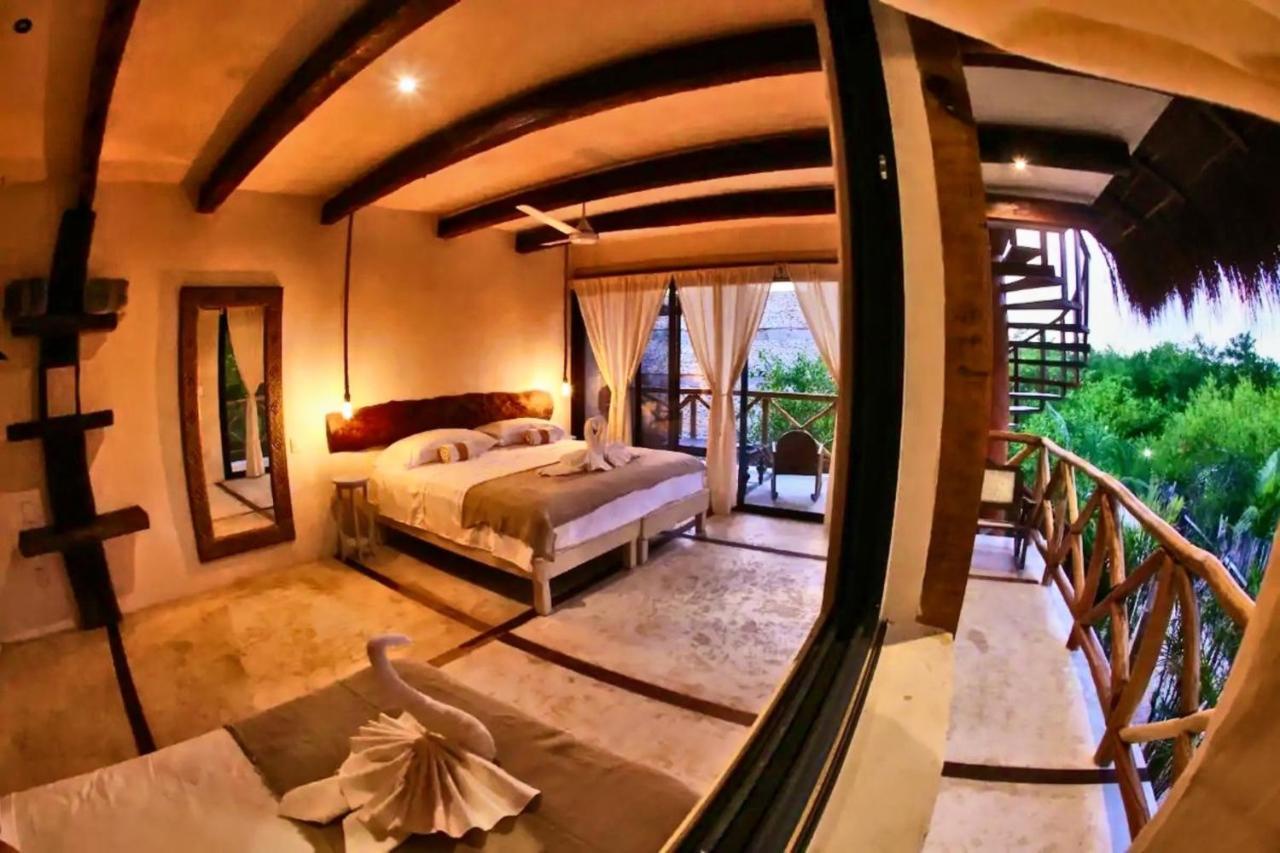 Triple Room Balcony