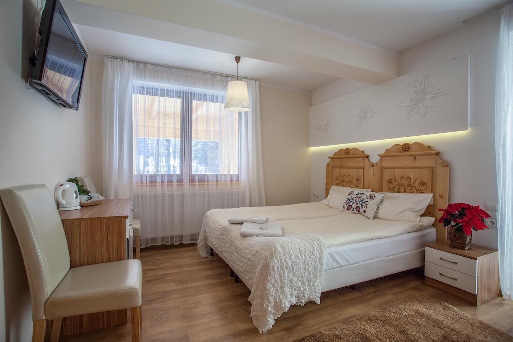 Pokój Dwuosobowy z balkonem