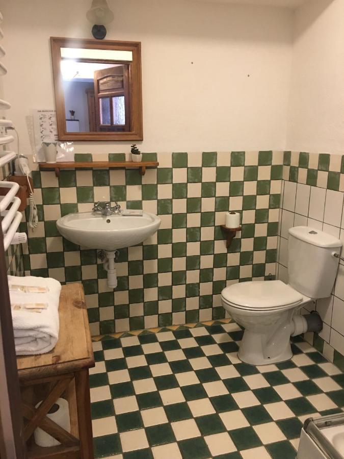 Double or Twin Room with Bathroom,1072126495:JPEG