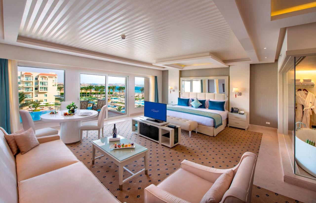 Apartament typu Majestic Suite z widokiem na morze i basen oraz pakietem VIP