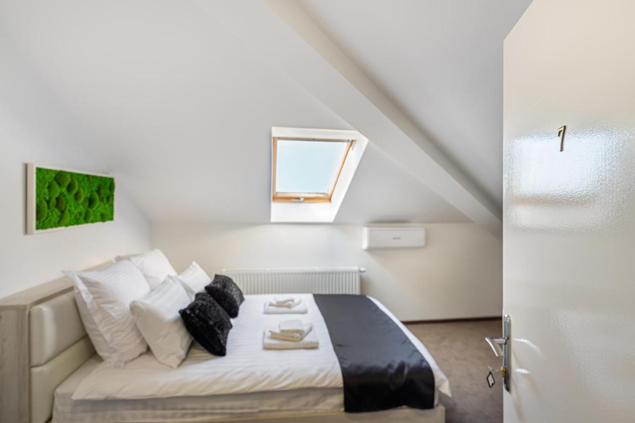 Superior Queen Room