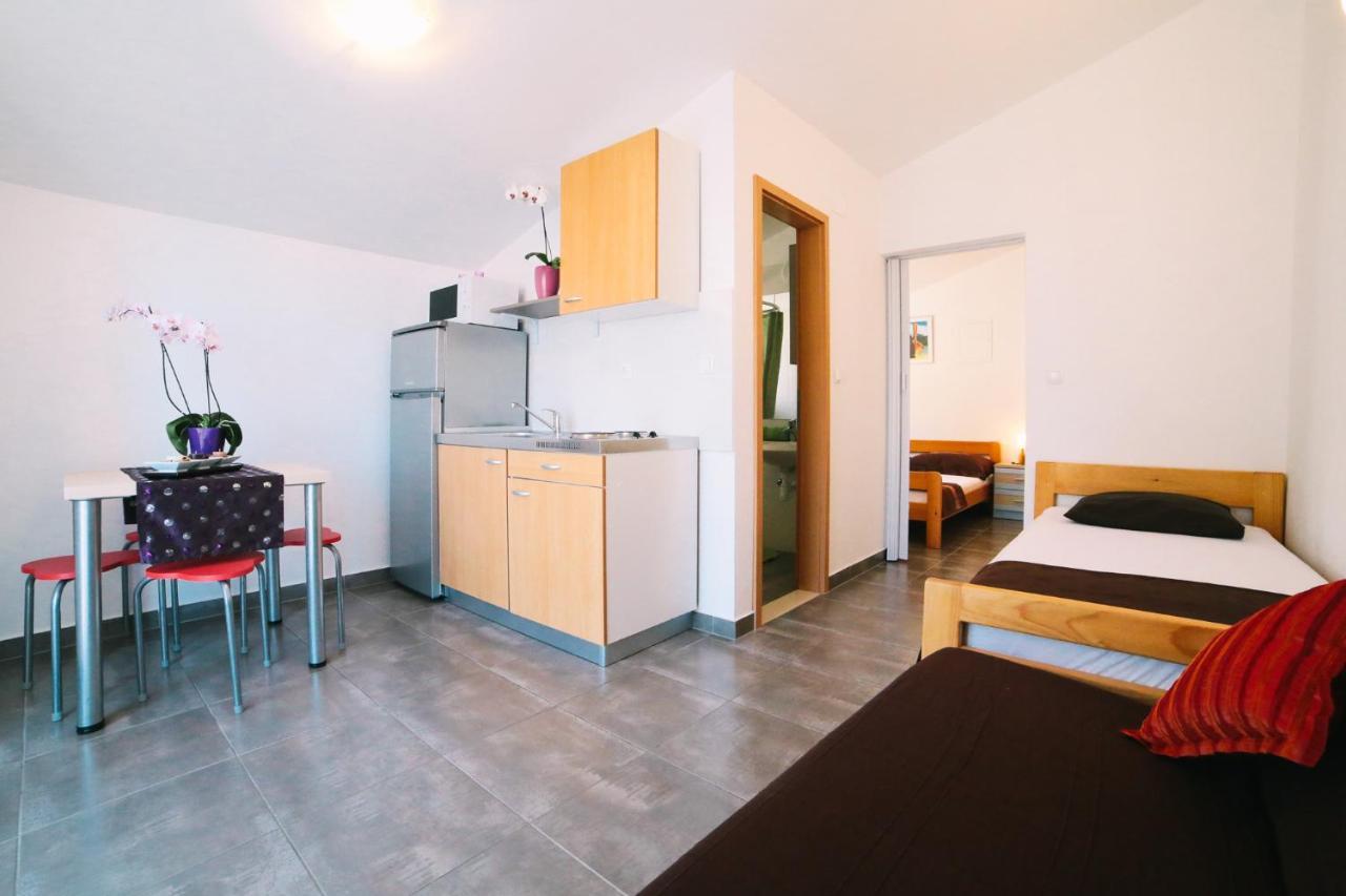 Studio Apartment Sea View