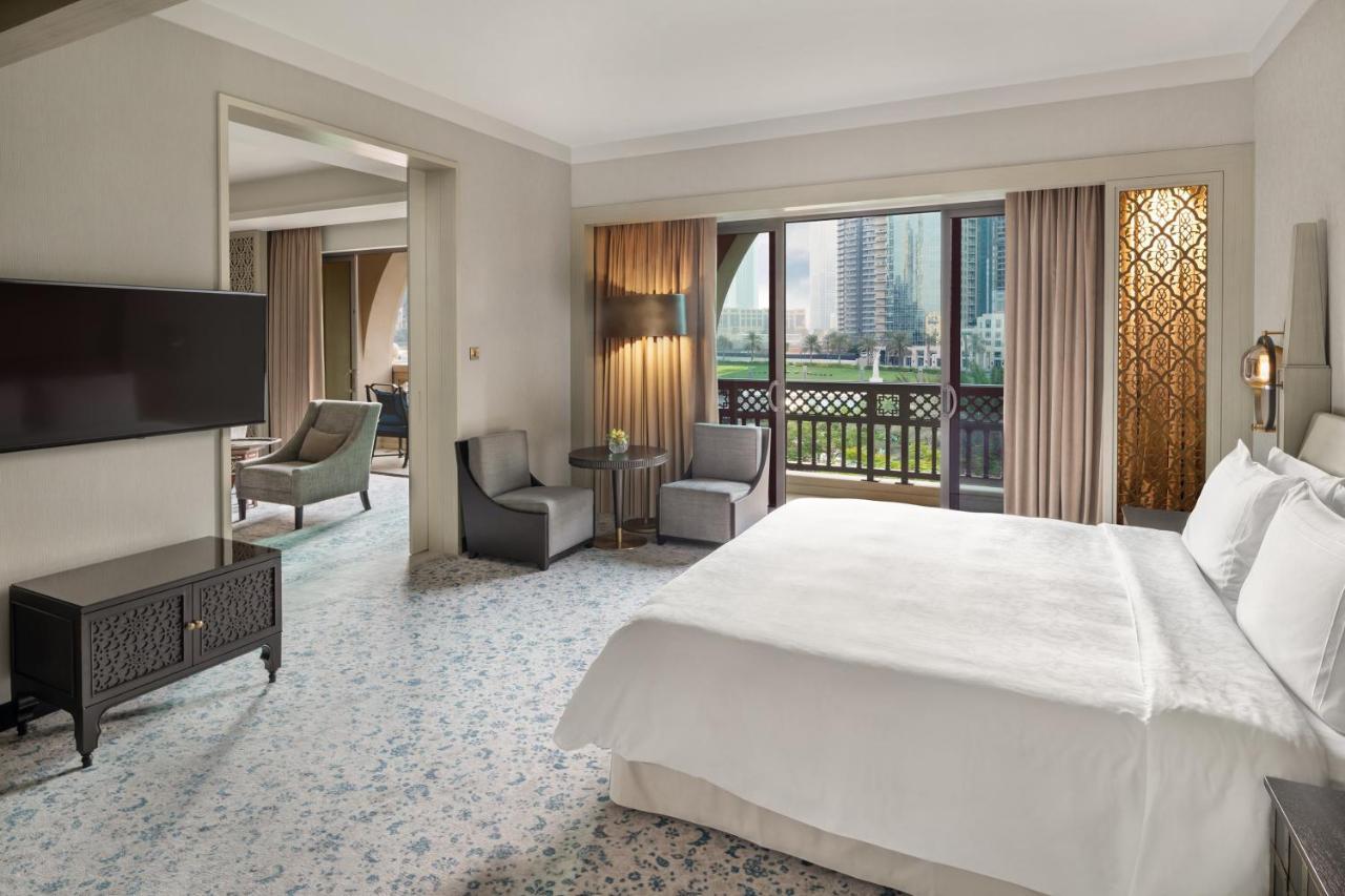 Diplomatic Suite Lake View