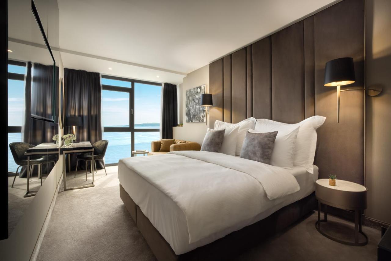 Premium Double or Twin Room Sea View Pure Hedonism