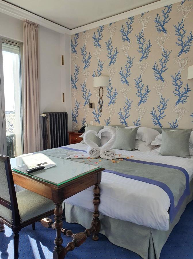 Superior Double or Twin Room Sea View