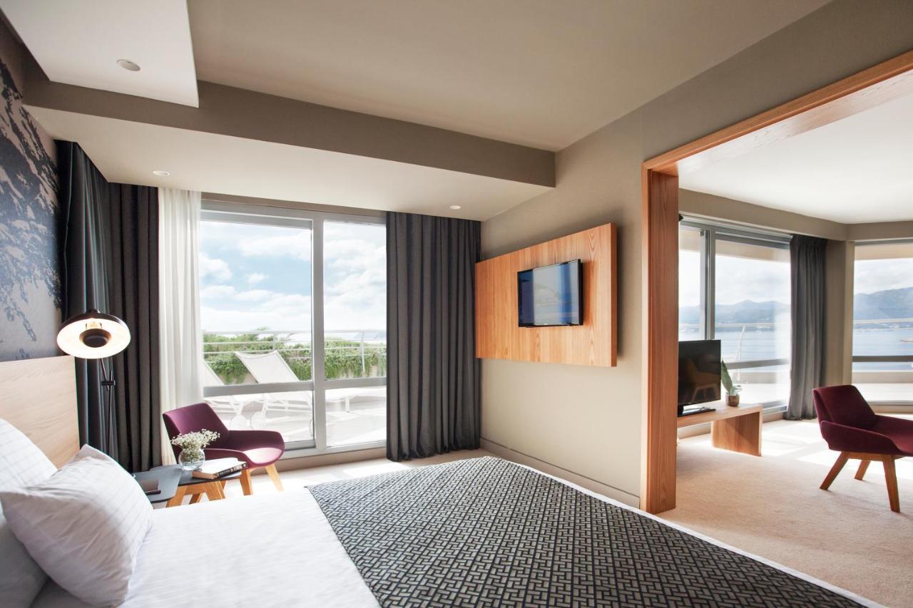 Deluxe Suite Sea View
