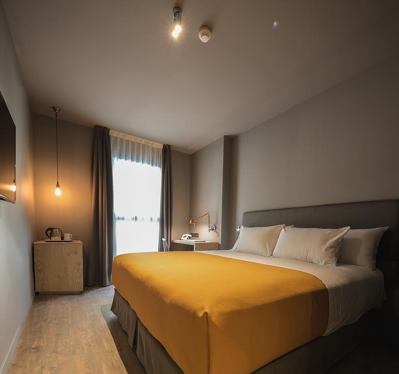 Standard Double Room,111206625:JPEG