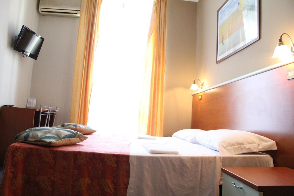 Double Room,508074261:JPEG