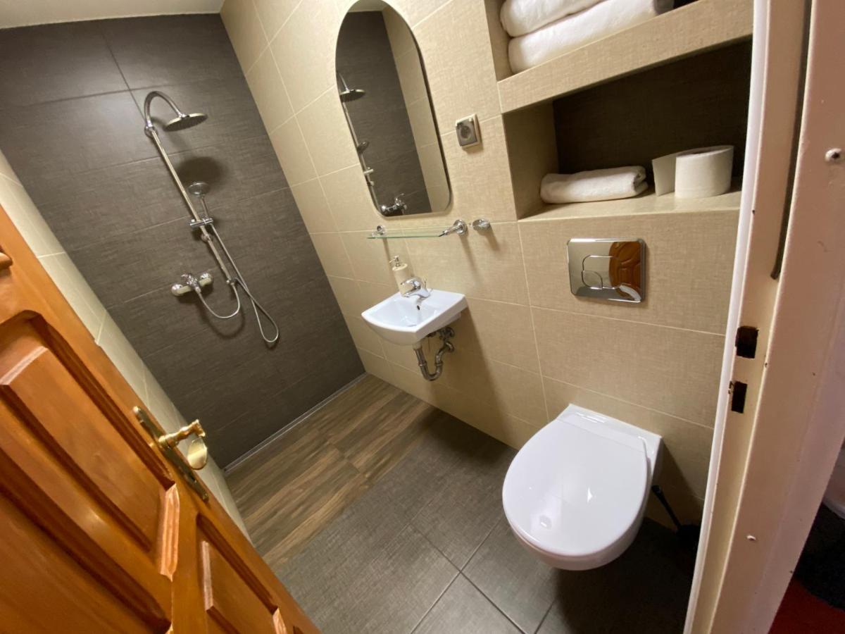 Triple Room with Bathroom,1104796260:JPEG