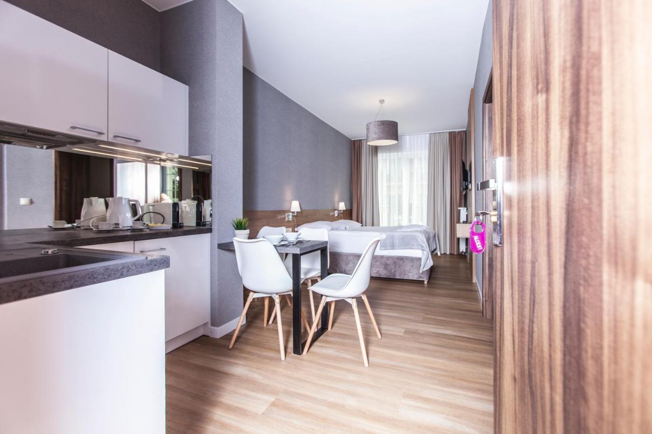 One-Bedroom Family Apartment,1111055079:JPEG