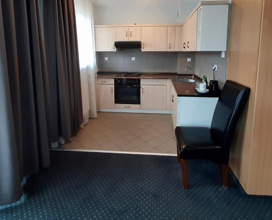 Deluxe Double Room,1120760331:JPEG