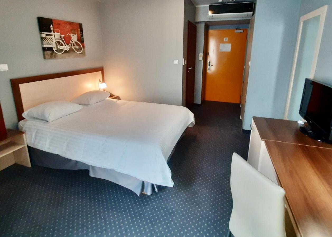 Economy Double Room,1120760373:JPEG