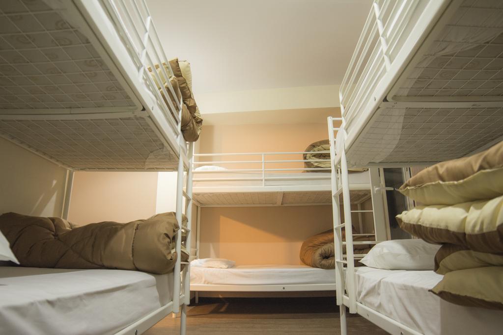 Bed 8-Bed Mixed Dormitory Room