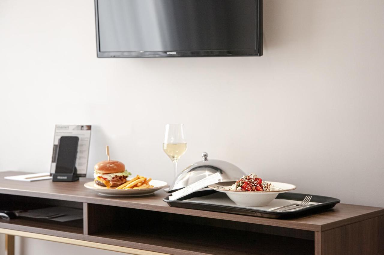 Comfort Room,1214782765:JPEG