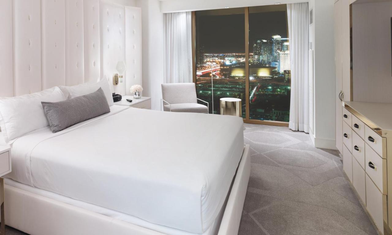 Apartament typu suite W Escape z łóżkiem typu king-size i widokiem na bulwar Strip