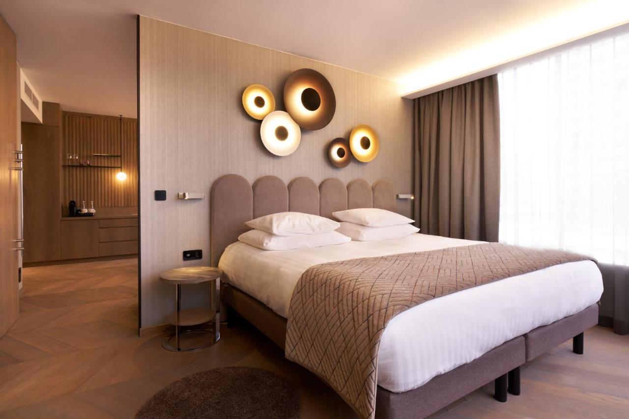 One-Bedroom Suite,1138843759:JPEG