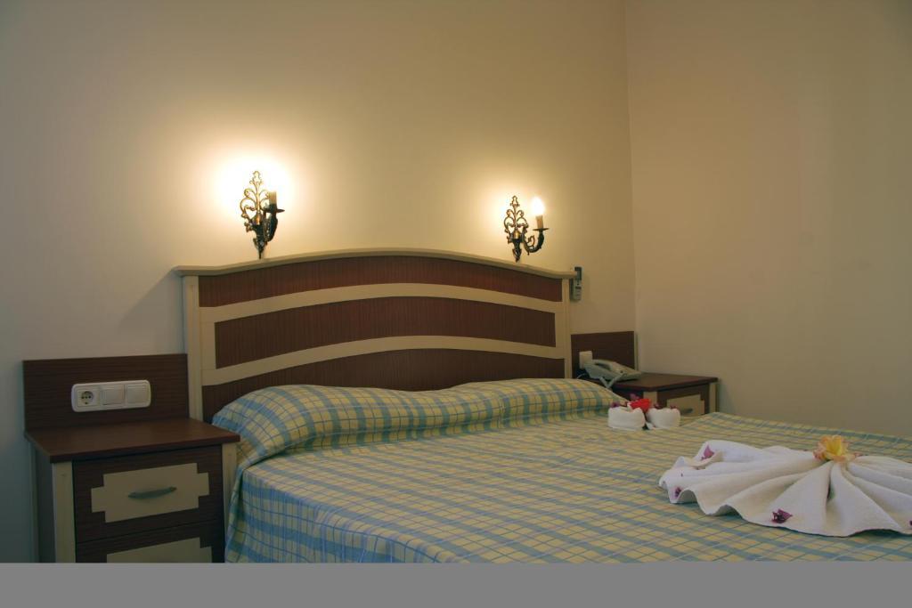 Standard Double Room,14996206:JPEG