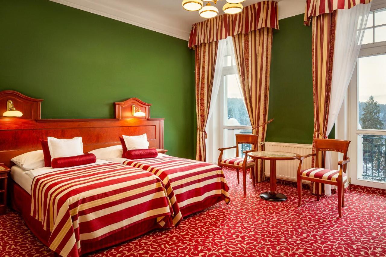 Apartament typu Junior Suite z dostępem do centrum odnowy biologicznej i fitness