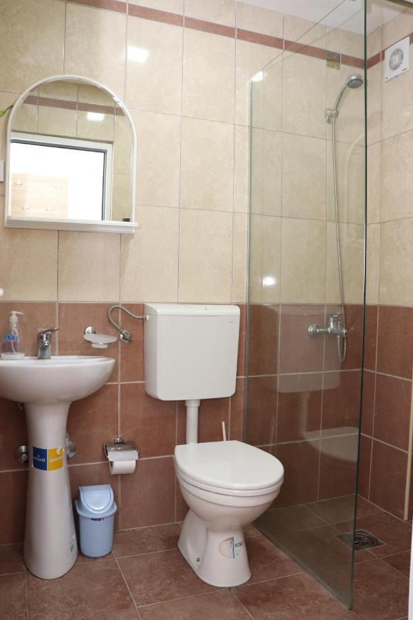Triple Room Shared Terrace,1649107615:JPEG