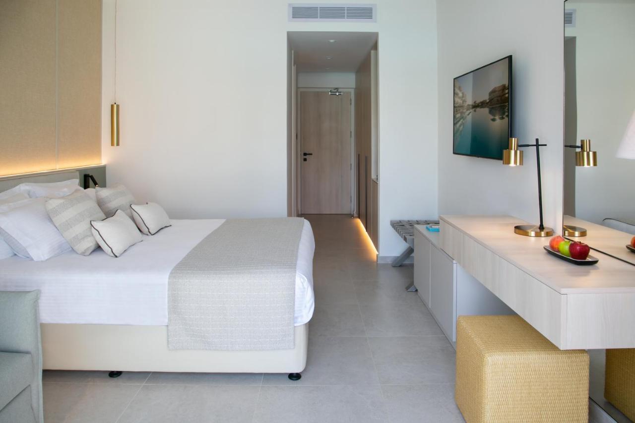 Superior Room Swim up