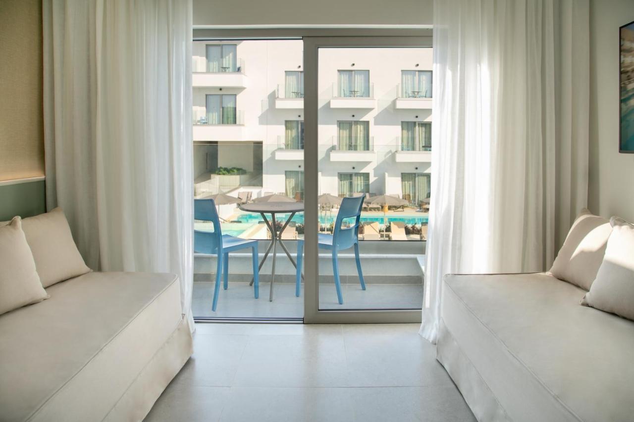Family Room Pool View Sliding Door