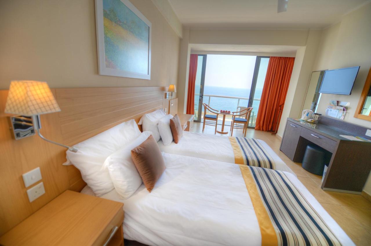 Twin Room Sea View