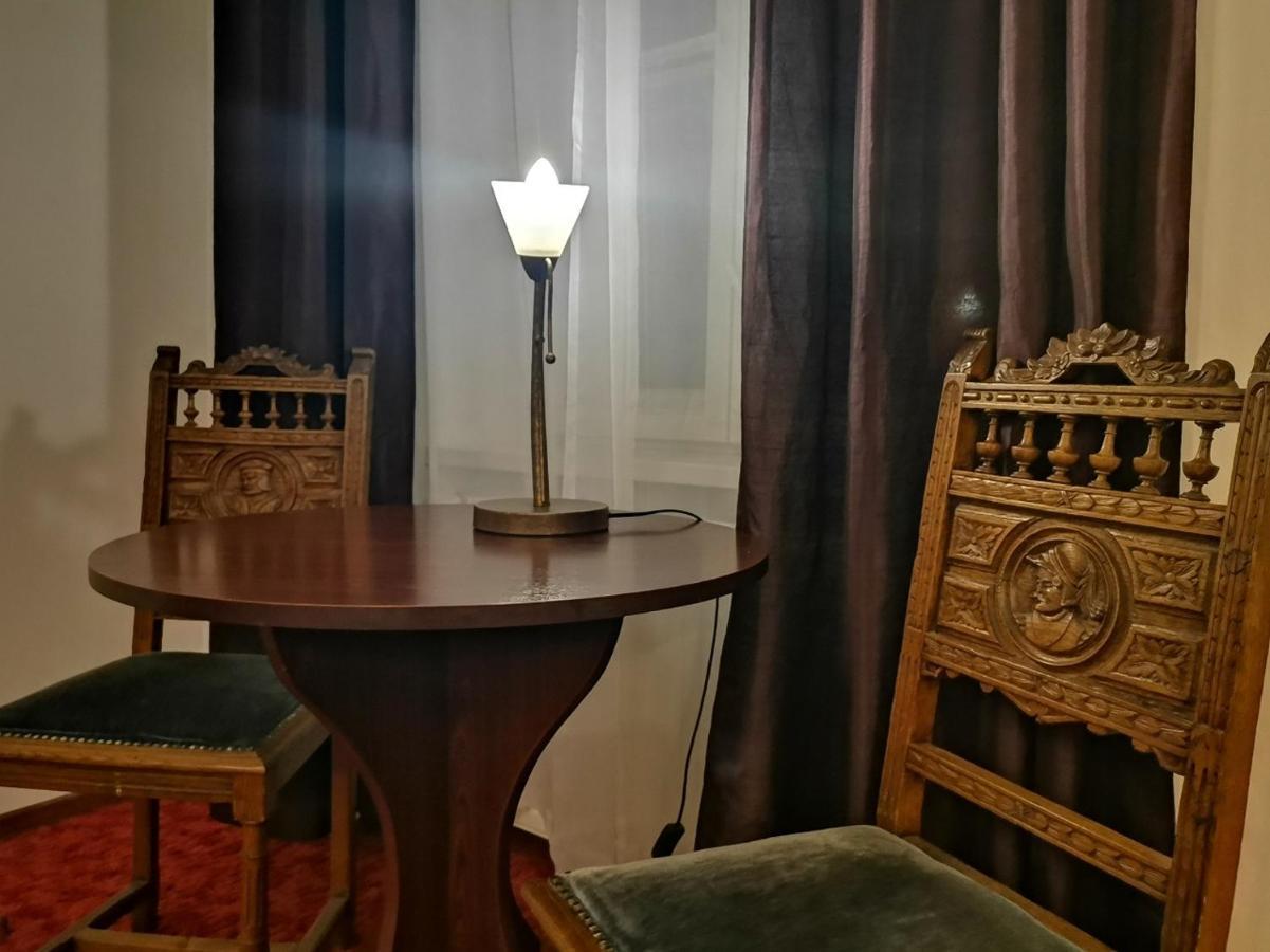 Deluxe Double Room with Balcony,1154686896:JPEG