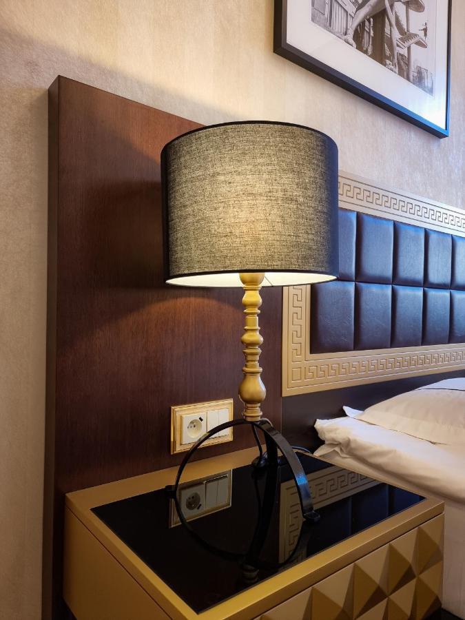 Deluxe Double Room Bath