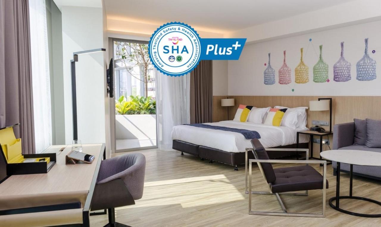 Studio Premier,1352493187:JPEG