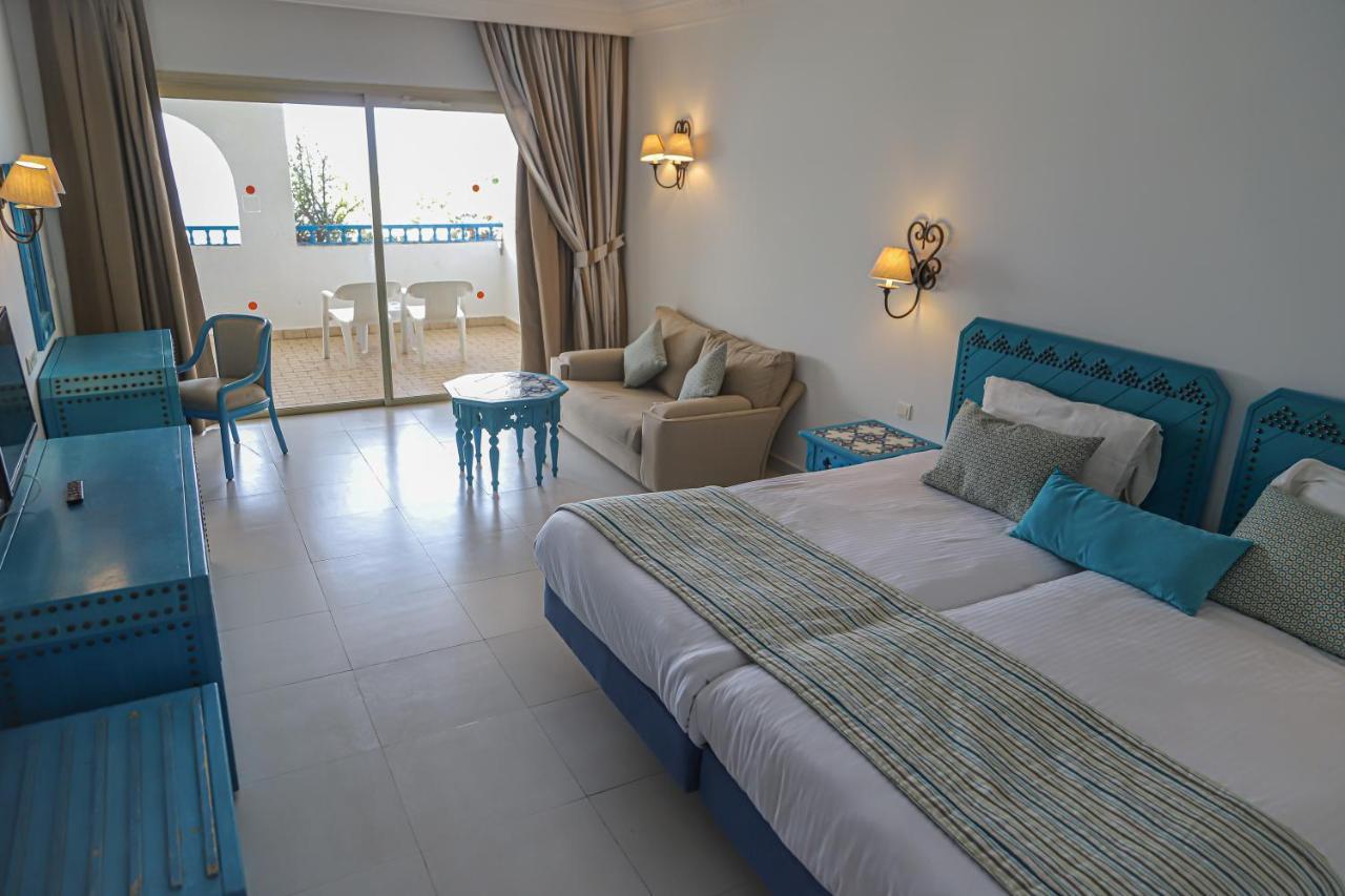 Single Room with Sea View,632037273:JPEG